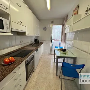 villa-elvira-salou-con-piscina-y-aparcamiento-gratis.top-hotels-tarragona.com/