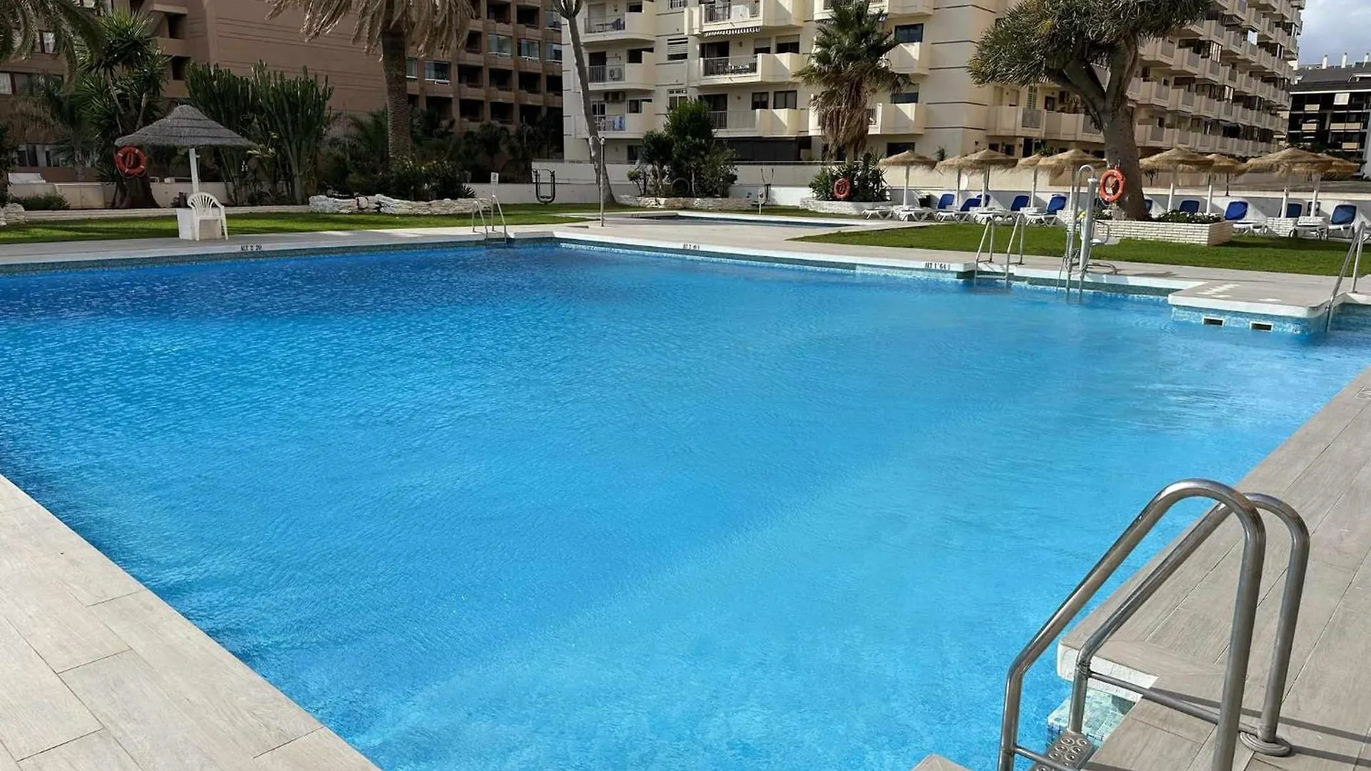Estudio Pyr Privado Con Vistas Al Mar Fuengirola Apartamento